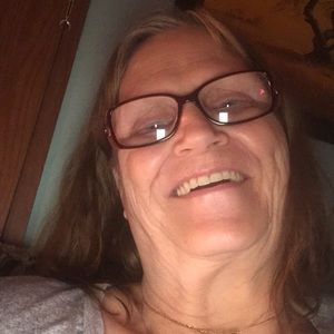 Meet your Posher, Brenda